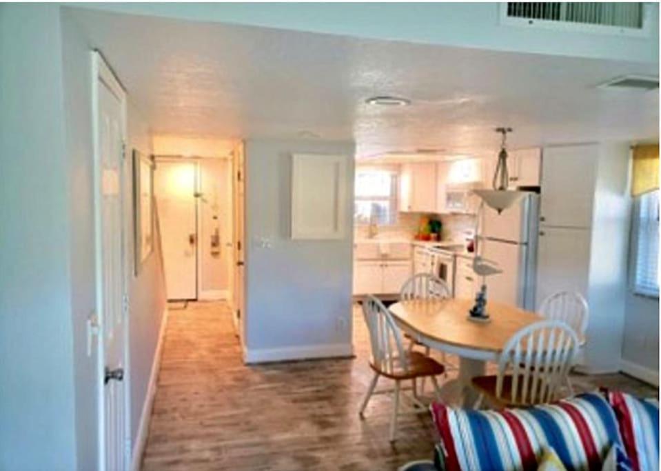 Condo By The Sea! Cocoa Beach Exterior photo